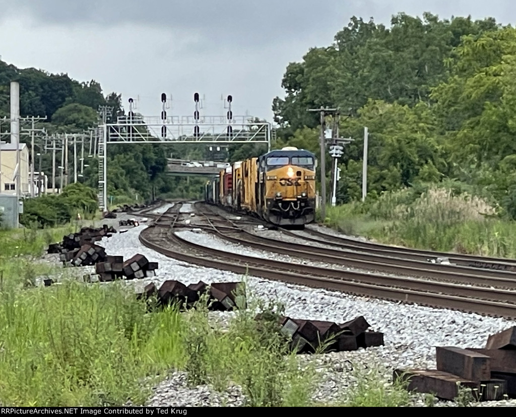 CSX 800 & 325